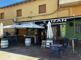 Cafetería Cervecería IZAN